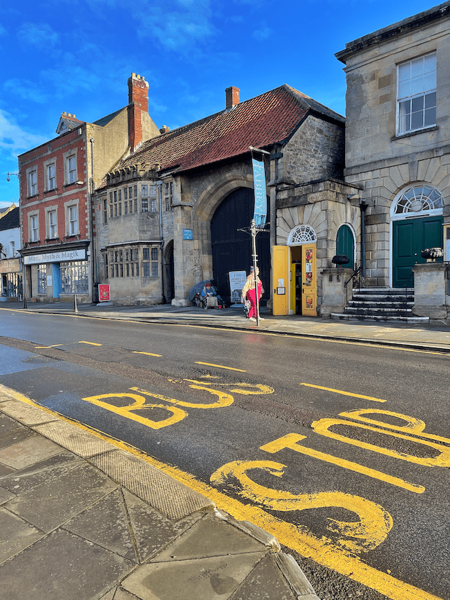 Glastonbury Town hall bus stop