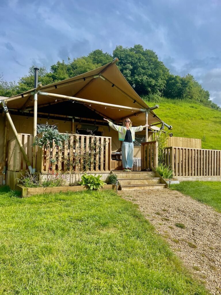 Hadspen Glamping lodge with hot tub