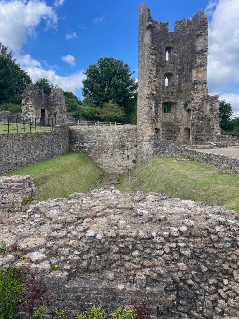 Farleigh Hungerford Castle