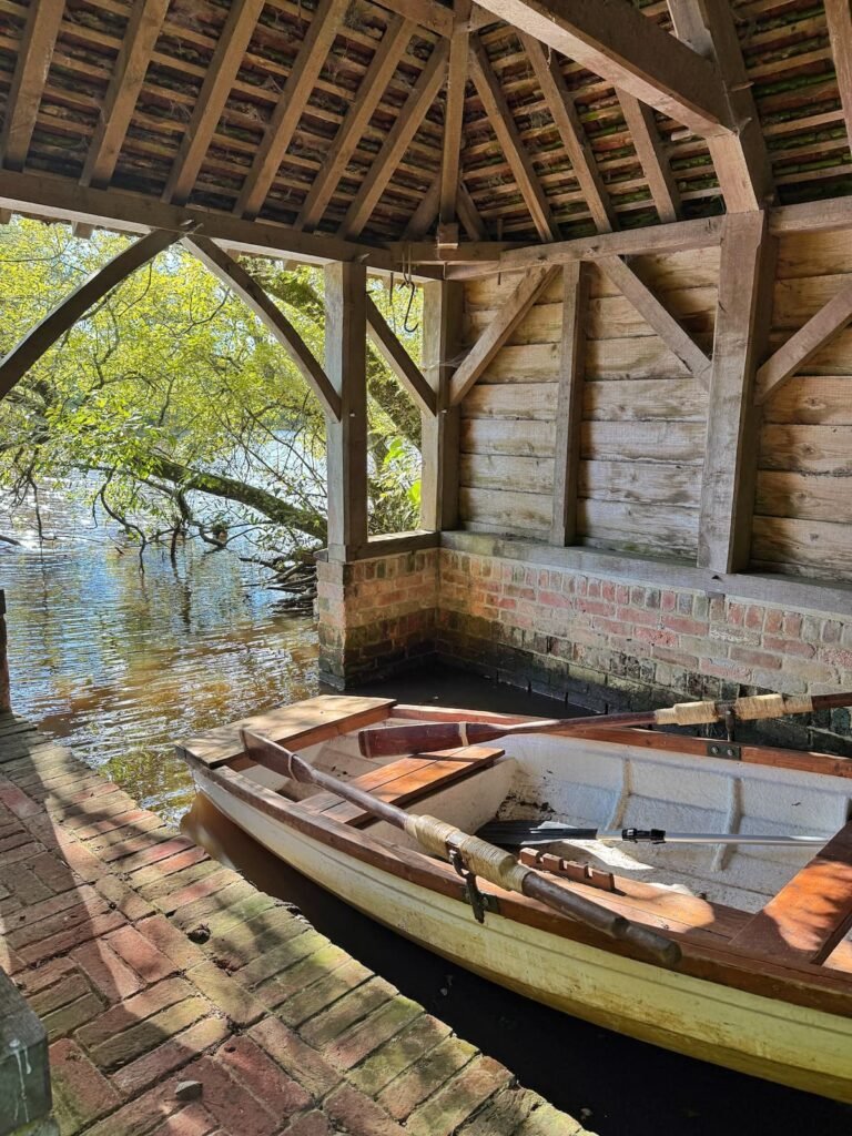 Boathouse at 42 Acres retreat, Somerset