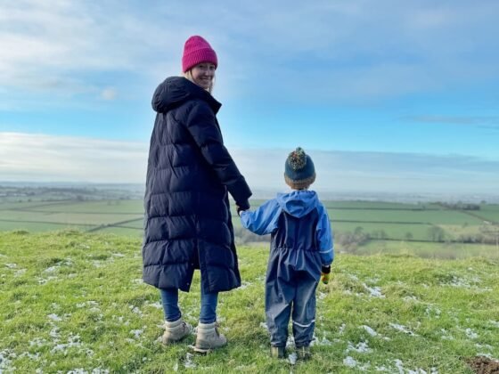 Queens Arms Corton Denham Ridge pub walk 1.9 miles