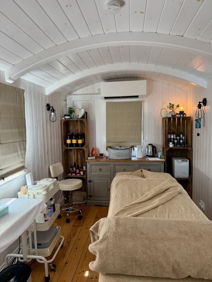 The Middlewick Spa food Shepherd's Hut treatments Glastonbury Somerset
